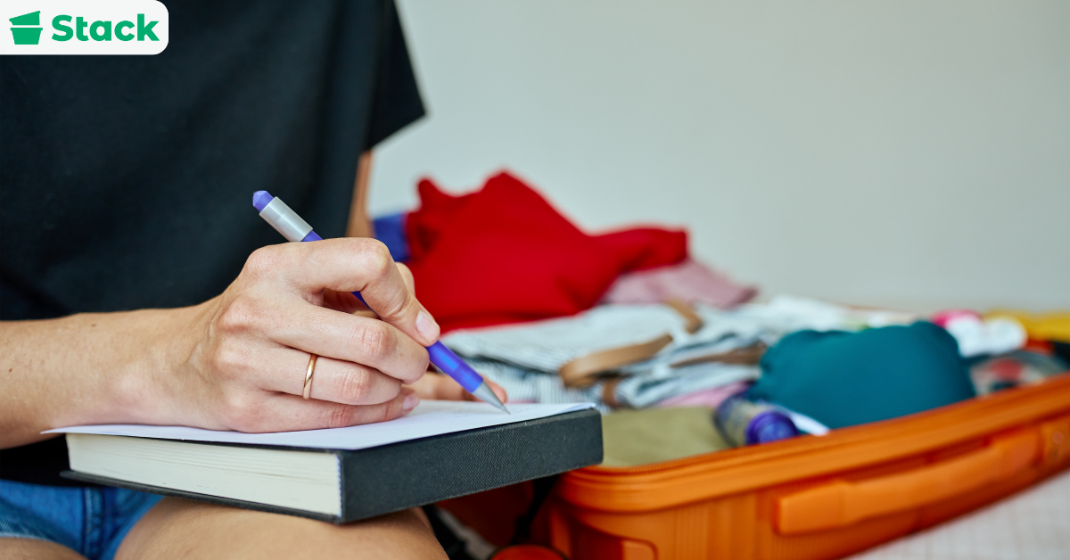 College Packing List for Freshman Year - Stack Moves